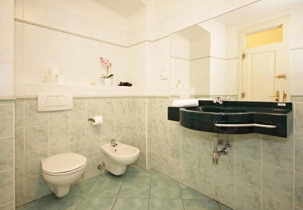 Prague Central Residence Luaran gambar